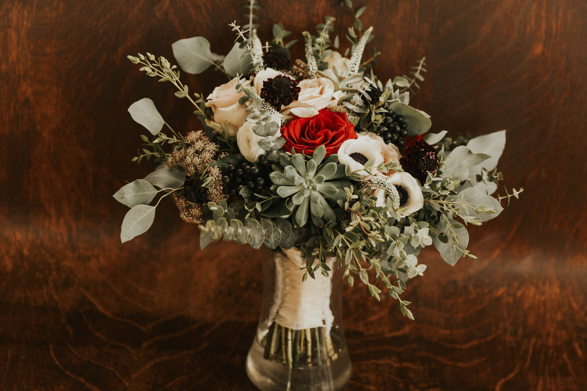 A bouquet of garden roses